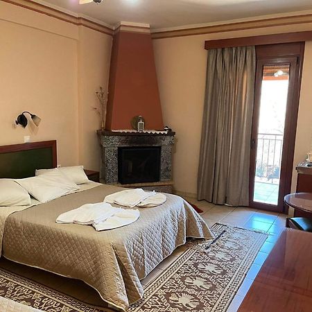 To Spiti Tis Irinis Hotell Vytína Eksteriør bilde